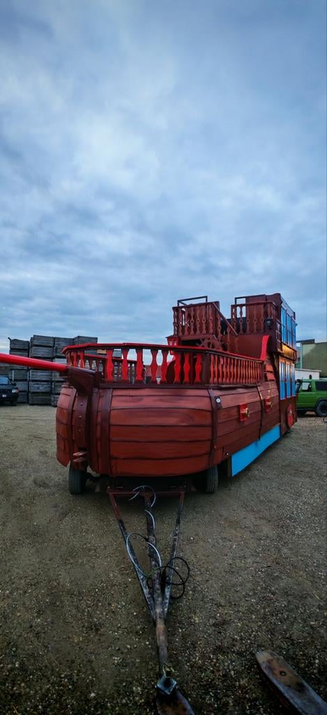 Carnavalswagen te huur - met of zonder chauffeur!, Ophalen