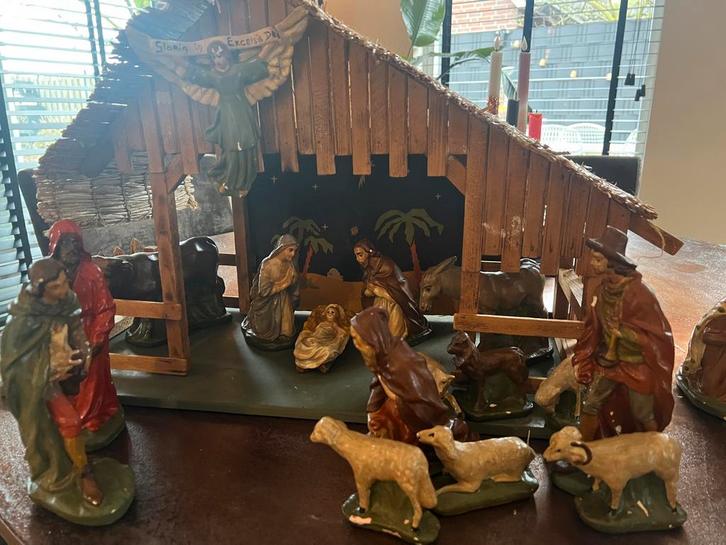 Kerststal met beeldengroep, Antiek en Kunst, Antiek | Religie, Ophalen