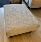Hele mooie grote stoffen grijs/creme gemeleerde hocker, Huis en Inrichting, Banken | Voetenbanken en Poefen, Ophalen, 100 tot 125 cm