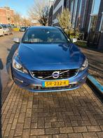 Volvo V60 T4 R-Design 190pk 2018 Blauw Metalic, 1969 cc, Blauw, Handgeschakeld, Particulier