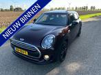 MINI Clubman 1.5 One Business Panoramadak Navigatie PDC, Auto's, Voorwielaandrijving, Gebruikt, Parkeersensor, Handgeschakeld