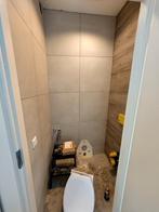 Houtlook tegels & zandkleurig tegels, Huis en Inrichting, Badkamer | Complete badkamers, Ophalen, Zo goed als nieuw