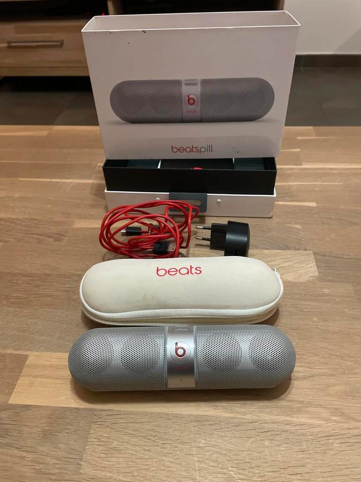 Beats Pill Speaker - Zilver, Audio, Tv en Foto, Luidsprekers, Gebruikt, Overige typen, Minder dan 60 watt, Ophalen of Verzenden
