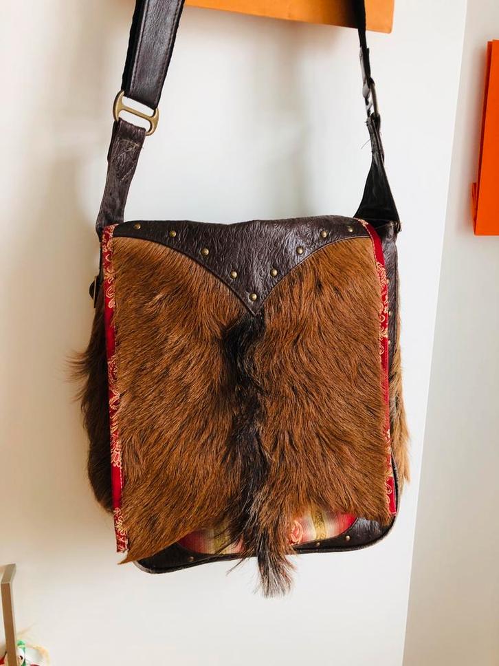 Originele “Chicken on a Mission” schoudertas, Sieraden, Tassen en Uiterlijk, Tassen | Damestassen, Zo goed als nieuw, Schoudertasje