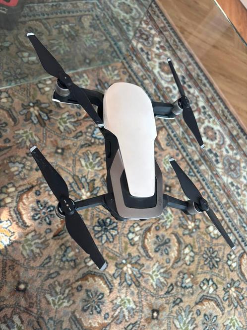 Dji Mavic Air Model: U11X incl toebehoren, Audio, Tv en Foto, Drones, Zo goed als nieuw, Drone met camera, Ophalen of Verzenden