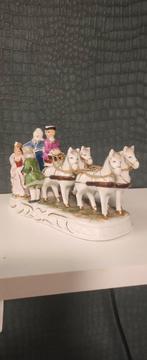 Porseleinen Assepoester Koets met Paarden, Antiek en Kunst, Antiek | Porselein, Ophalen of Verzenden