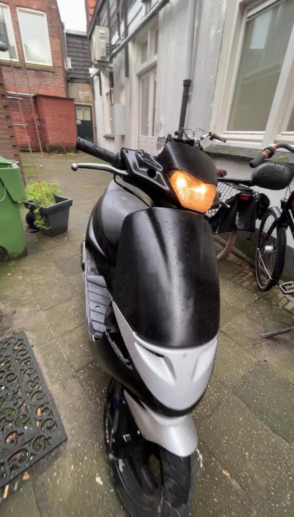 Peugot buxy ruilen!, Fietsen en Brommers, Scooters | Peugeot, Zo goed als nieuw, Overige modellen, Benzine, Ophalen