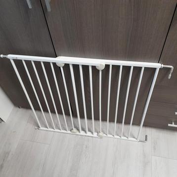 2 identieke traphekjes beschikbaar voor biedingen