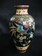 Japanse Cloisonné vaasje uit het Meiji-tijdperk., Verzenden