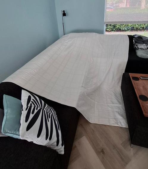 Ecru / gebroken wit sprei, 2-persoons, Huis en Inrichting, Slaapkamer | Beddengoed, Gebruikt, Overige typen, Tweepersoons, Wit