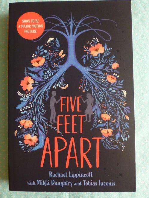 Boek: Five feet apart / Rachael Lippincott (engels), Boeken, Taal | Engels, Zo goed als nieuw, Ophalen