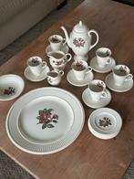 Wedgwood servies set “Moss Rose”, Antiek en Kunst, Antiek | Servies compleet, Ophalen of Verzenden