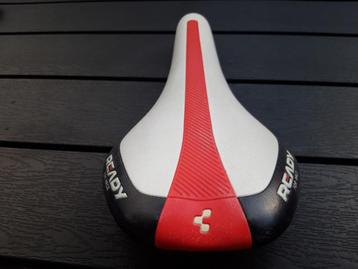 Cube Racefiets zadels. Kies er maar 1 uit. Afhalen only.  beschikbaar voor biedingen