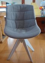 design (draai)stoel, Huis en Inrichting, Stoelen, Ophalen, Stof, Modern design, Zo goed als nieuw