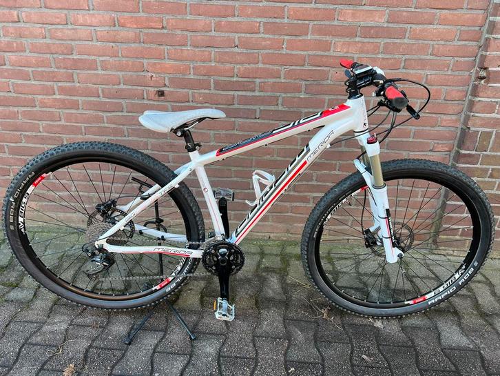 Te koop zeer nette merida bing nine mountainbike mtb, Fietsen en Brommers, Fietsen | Mountainbikes en ATB, Gebruikt, Merida, 45 tot 49 cm