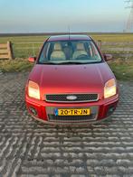 Ford Fusion plus 1.6 16V 2007 Rood, Voorwielaandrijving, 1596 cc, 49 €/maand, Origineel Nederlands