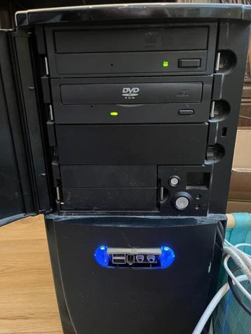 desktop pc + extra 500gb hdd beschikbaar voor biedingen