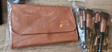 Minstens kwastenset rosé gold Nieuw  beschikbaar voor biedingen
