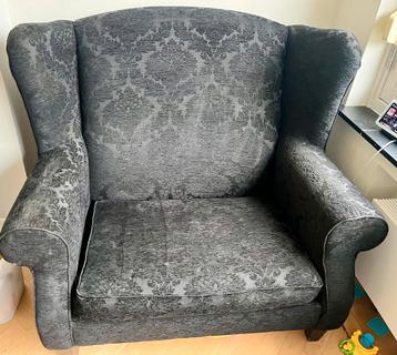 Loveseat; te ruilen tegen een pak stroopwafels! beschikbaar voor biedingen