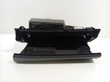 Dashboardkastje BMW 5 serie beschikbaar voor biedingen