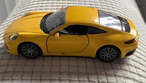 Gele Porsche 911 Carrera 4S Sportwagen WELLY AUTO, Hobby en Vrije tijd, Modelauto's | Overige schalen, Gebruikt, Auto, Ophalen