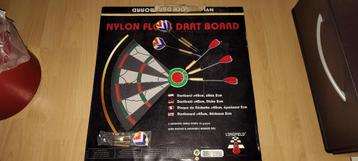 Dartboard nylon flock 45 cm beschikbaar voor biedingen