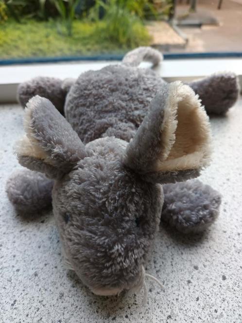 Grijs velours muis liggend merk Unitoys meet ca 28 cm, Kinderen en Baby's, Speelgoed | Knuffels en Pluche, Zo goed als nieuw, Overige typen