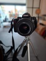 Nikon D5000 met statief en 18-55 mm lens, Ophalen, Spiegelreflex, Zo goed als nieuw, Nikon