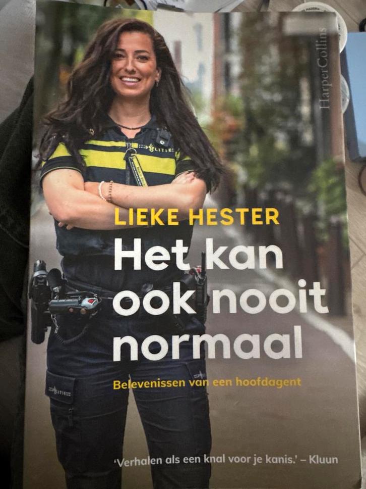 Het kan ook nooit normaal - Lieke Hester, Boeken, Biografieën, Zo goed als nieuw, Politiek, Verzenden
