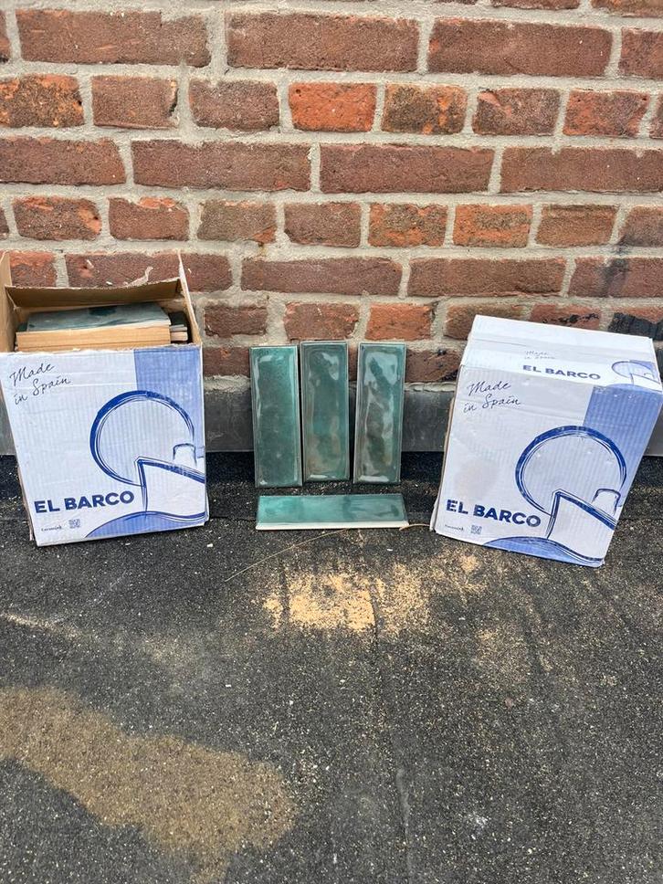 Mooie tegels 6,5 x 20 cm. Net geen 1,5 m2, Doe-het-zelf en Verbouw, Tegels, Nieuw, Wandtegels, Keramiek, 20 tot 40 cm, Minder dan 20 cm
