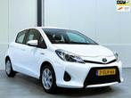 Toyota Yaris 1.5 Full Hybrid Aspiration Trekhaak|Camera, Auto's, Toyota, Euro 5, Gebruikt, Zwart, 4 cilinders