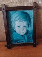 Vintage schilderij huilende jongen, Minder dan 50 cm, Ophalen of Verzenden, Zo goed als nieuw, Minder dan 50 cm
