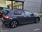 Volkswagen Golf 1.5 eTSI R-Line Panorama/H&K/HUD/IQ Light/Ca, 1498 cc, Zwart, 4 cilinders, 150 pk