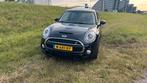 Mini Cooper SD 3-deurs (f56) 2.0 170pk 2016 Zwart, Voorwielaandrijving, 1995 cc, Zwart, 4 cilinders