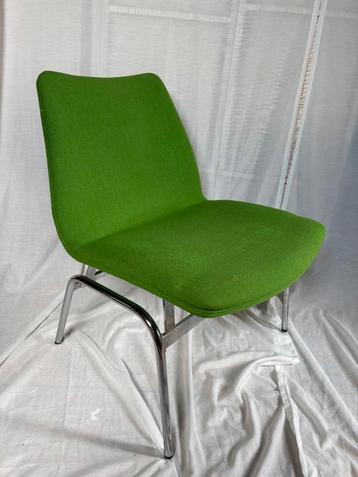 Set van 2 Duba Denmark design stoelen – groen, chroom frame beschikbaar voor biedingen
