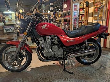 Honda CB750 Nighthawk  beschikbaar voor biedingen