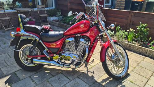 Suzuki Intruder VS 800 GLP, Motoren, Motoren | Suzuki, Particulier, Chopper, meer dan 35 kW, 2 cilinders, Motorrijbewijs A, Cardan-aandrijving