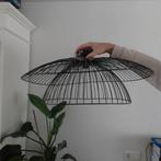 Zwarte plafondlamp, Ophalen of Verzenden, Zo goed als nieuw