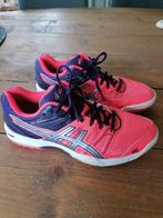 Nette Asics zaalschoenen 40, Gedragen, Maat 38/40 (M), Ophalen of Verzenden, Racketsport