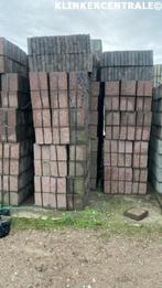 570m2 grijs, gebruikte betontegels 30x30x7cm terrastegels,, Tuin en Terras, Bij dit gebruikte product niet meer te achterhalen.