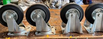 4 bokwielen 120 mm zeart beschikbaar voor biedingen