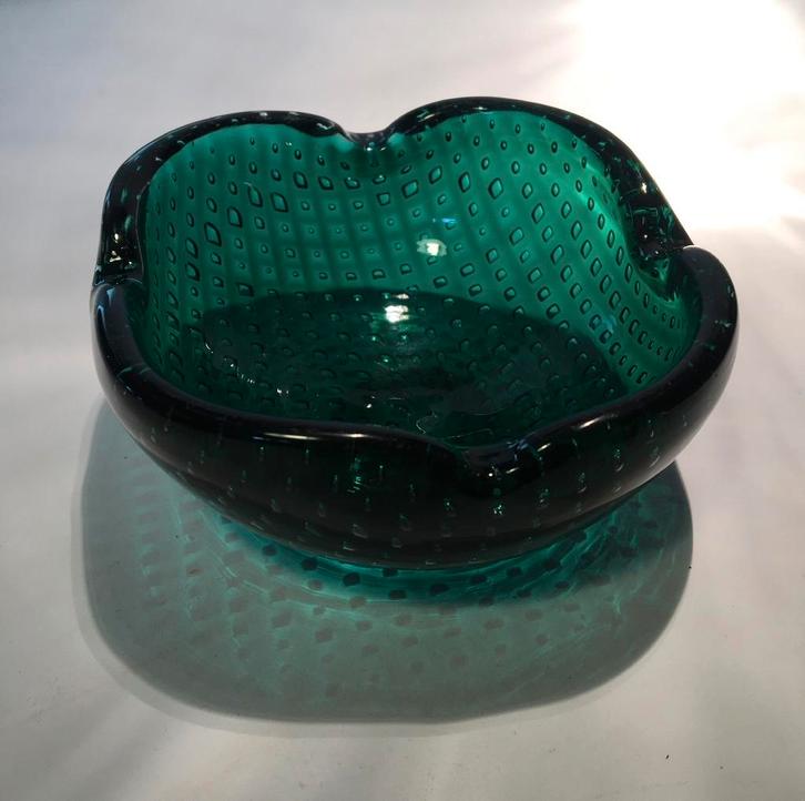 Muranoglas schaaltje met controlled vierkante luchtbelletjes, Antiek en Kunst, Antiek | Glas en Kristal, Ophalen of Verzenden