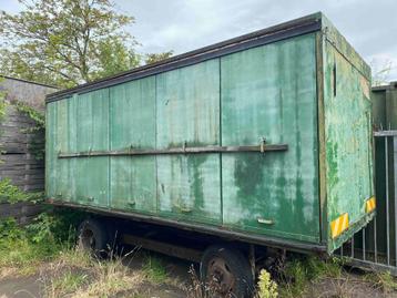 Container  beschikbaar voor biedingen