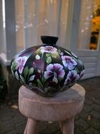 Handgeschilderde Vaas - Mat Zwart met Bloemen, Ophalen of Verzenden, Zwart, Overige materialen, Minder dan 50 cm