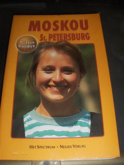 Het Spectrum-Nelles Guides-Moskou en St. Petersburg., Boeken, Reisgidsen, Zo goed als nieuw, Reisgids of -boek, Overige merken
