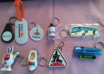 Verschillende sleutelhangers. beschikbaar voor biedingen