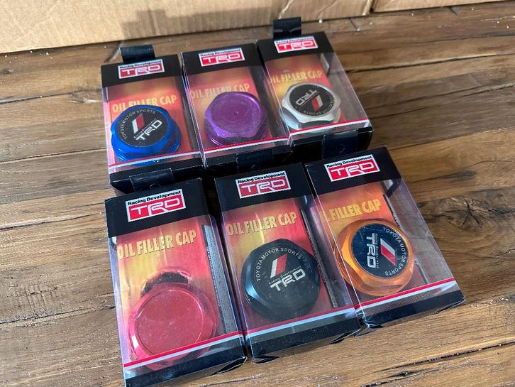 TRD oilcap oliedop - Toyota Mr-2 Starlet Supra Celica Yaris, Auto diversen, Tuning en Styling, Ophalen of Verzenden