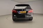 BMW 2 Serie Active Tourer 220i Automaat / M-Sportpakket / Pa, Auto's, BMW, 1998 cc, 730 kg, Zwart, Origineel Nederlands