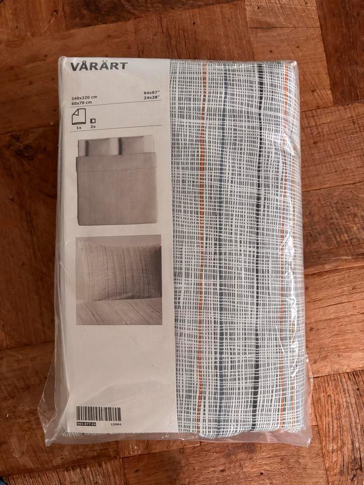 Nieuw Dekbed VÄRÅRT 240x220cm, Huis en Inrichting, Slaapkamer | Beddengoed, Nieuw, Deken of Dekbed, Tweepersoons, Overige kleuren