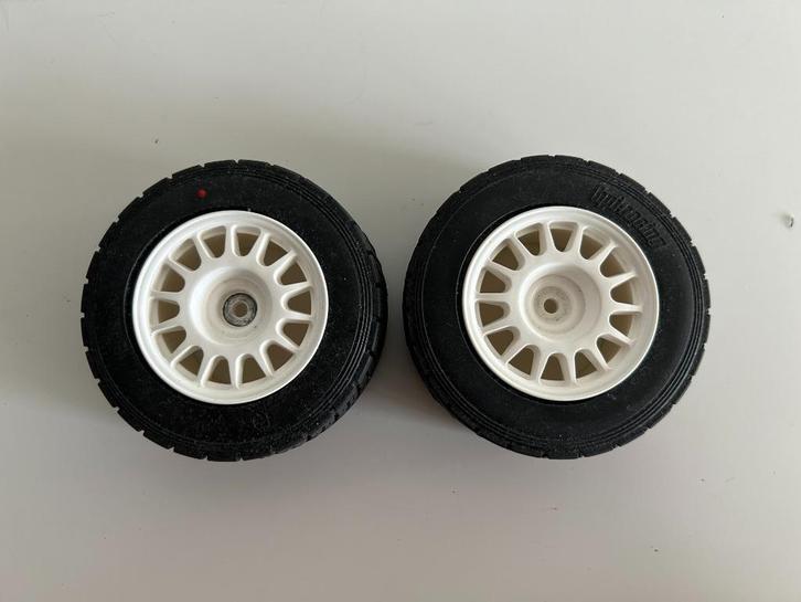 2x HPI banden 1/10 rc auto, Hobby en Vrije tijd, Modelbouw | Radiografisch | Auto's, Onderdeel, Ophalen of Verzenden